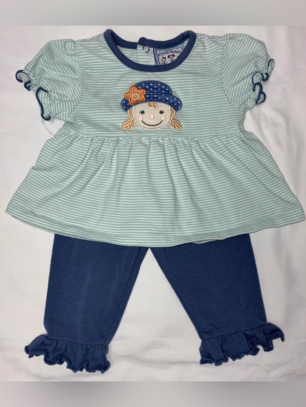 Three Sisters striped appliquéd top with ruffled hem pants sz 3 months EUC